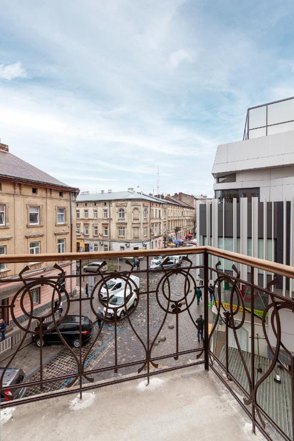 Two Bedrooms 13 Shpytalna Street Lviv Eksteriør bilde